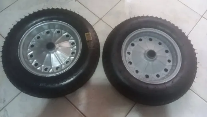 rodas carrinho de carga