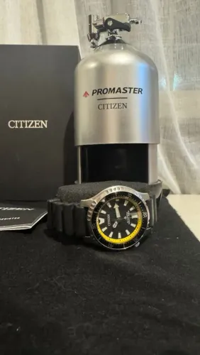Citizen Promaster Diver Fugu Automático Preto NY0130-08E