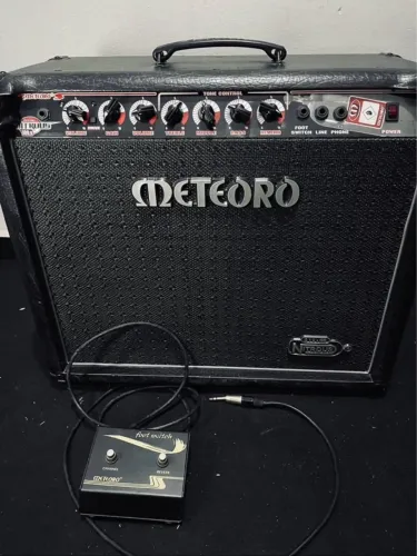 Cubo de Guitarra Meteoro Nitrus