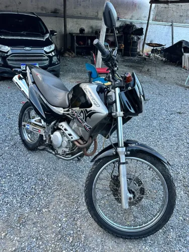 Honda NX 4 Falcon 400 2006