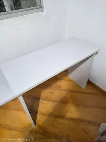 Mesa para Computador Branca 100cm por 40cm