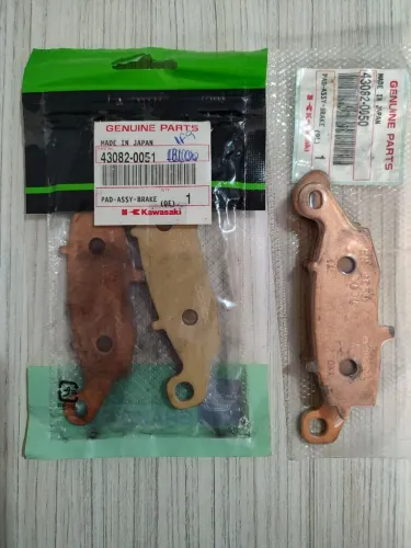 JOGO DE PASTILHAS DE FREIO DIANTEIRO ( ORIGINAIS ) VERSYS 650,VULCAN 650,NINJA 650,ER6N.