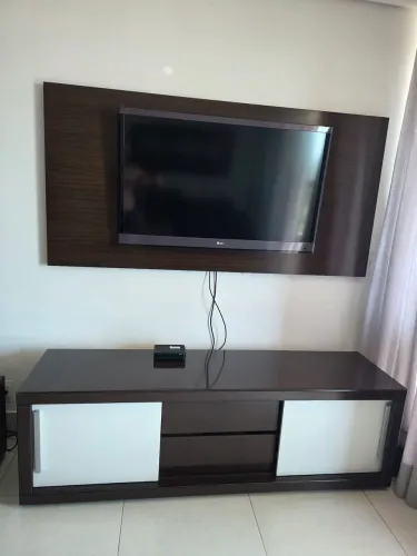 Rack + painel para TV, em MDF