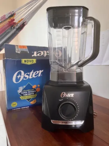 Liquidificador oster 3,2 litros novo