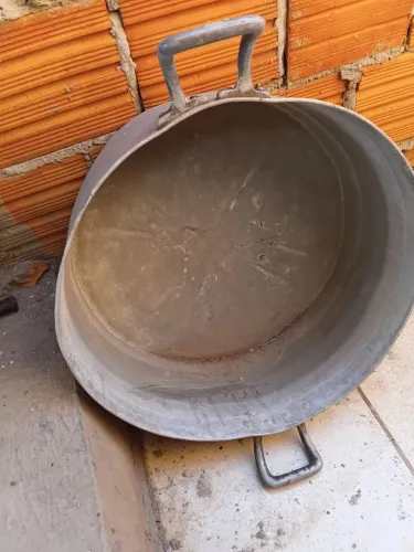 Panela 40 litros alumínio s/ tampa 80 reais