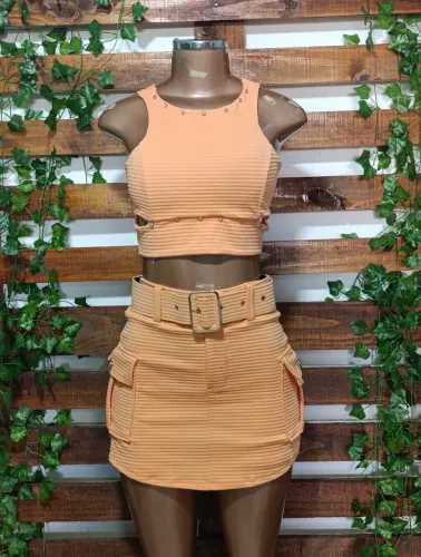 Vendo conjunto feminino baladinha