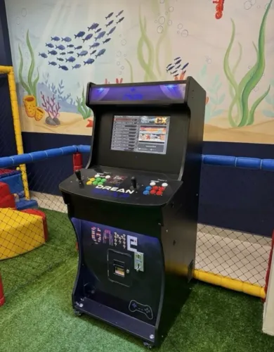 Fliperama com jogos
