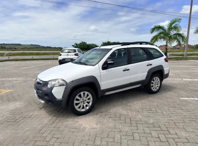 Fiat Palio Weekend Adventure Locker 1.8 Flex 2016