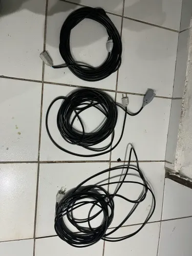 Extensão de 10 M cada , total 30 M