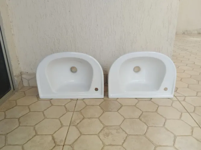 Pias para banheiro Celite