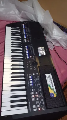 Vendo um teclado Yamaha SX-600 