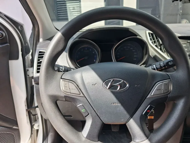 Hyundai HB20 Unique 1.0 Flex 12V Mec. 2019