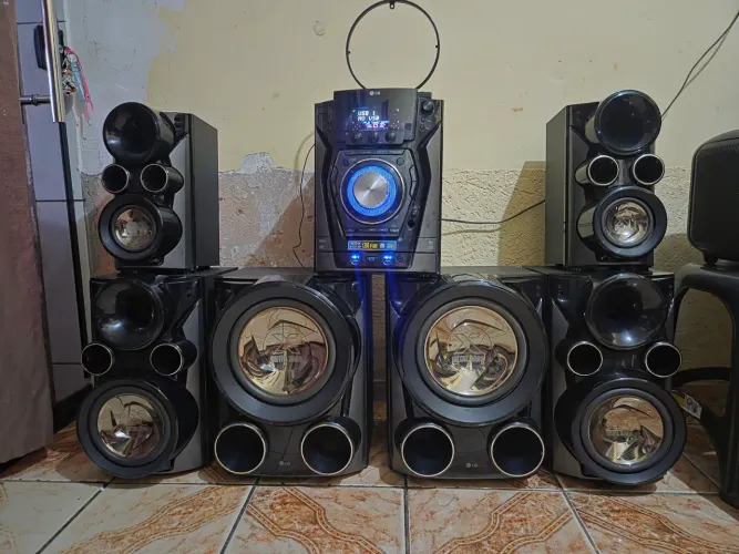 Mini system LG MCV1306