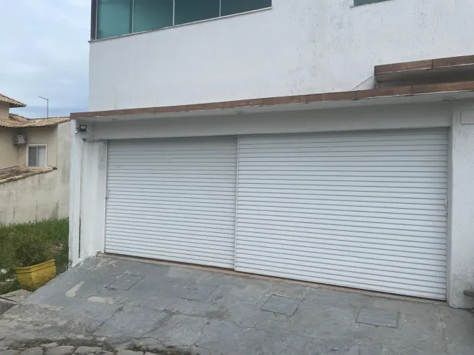 Portão de alumínio de correr duas bandas