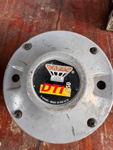 Equipamentos de som automotivo