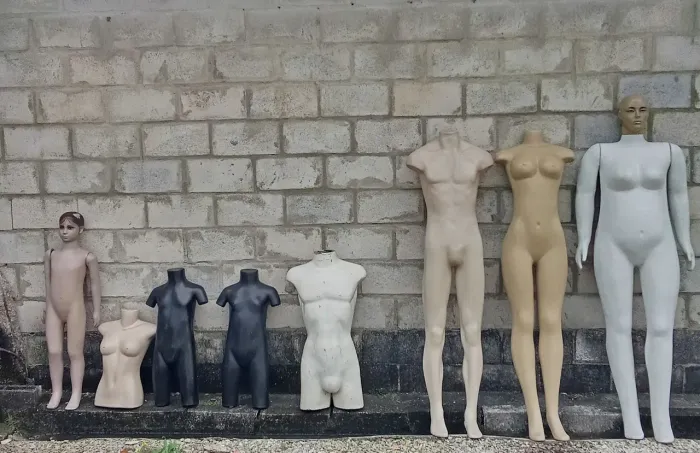MANEQUINS DE ROUPAS