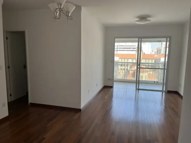 Apartamento com 94 m2 com 3 quartos sendo 2 suites na Vila Mariana.