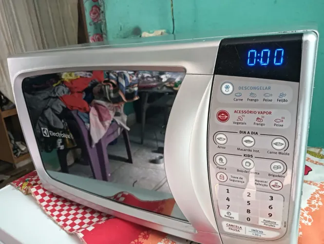 250,00 JA ESTA NO MENOR PREÇO 23L ESPELHADO SEMI NOVO
