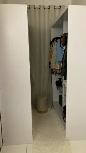Closet novo moderno e prático 