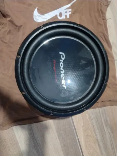 Subwoofer Pioneer Champion Series TS-W310S4 12" 400W RMS
