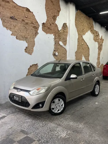 Ford Fiesta Sedan SE 1.6 16V Flex 4P 2011