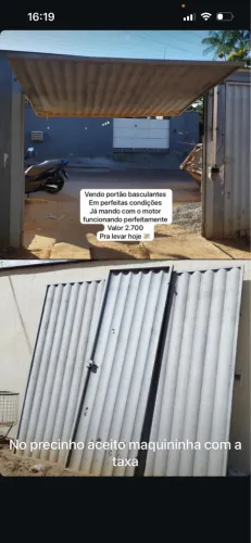 Portão em perfeito estado 