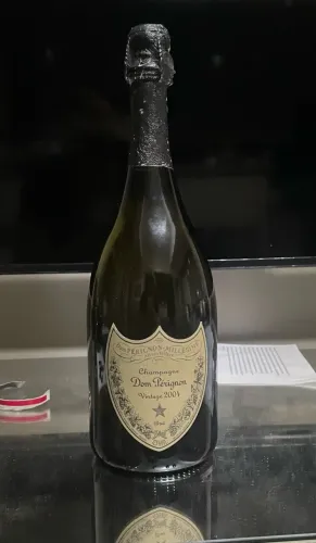 Dom Pérignon Vintage 2004 Lacrada e Original (Importação Oficial)