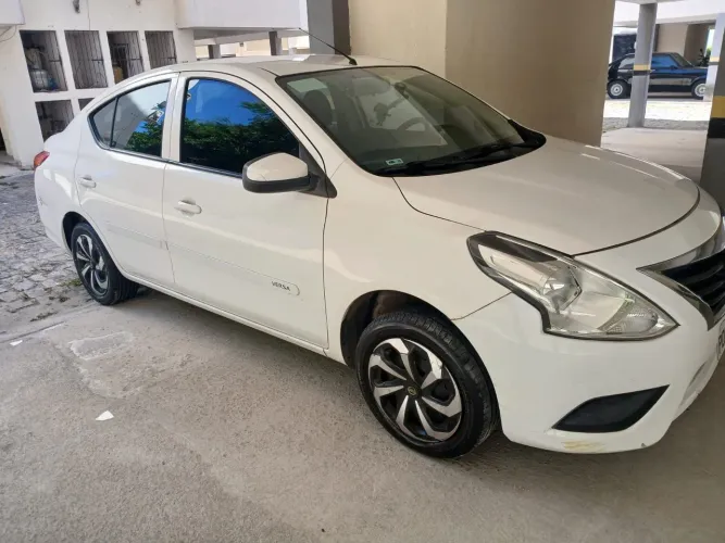 Nissan Versa 1.0 12V Flexstart 4P Mec. 2020