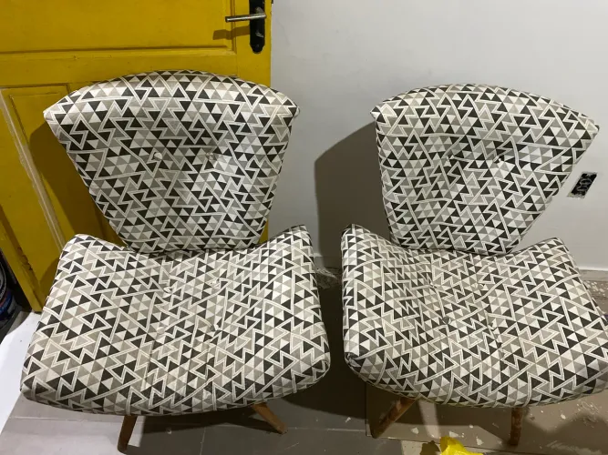2 POLTRONAS
