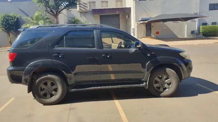 Toyota Hilux SW4 SRV D4-d 4X4 3.0 TDI Dies. AUT 2006