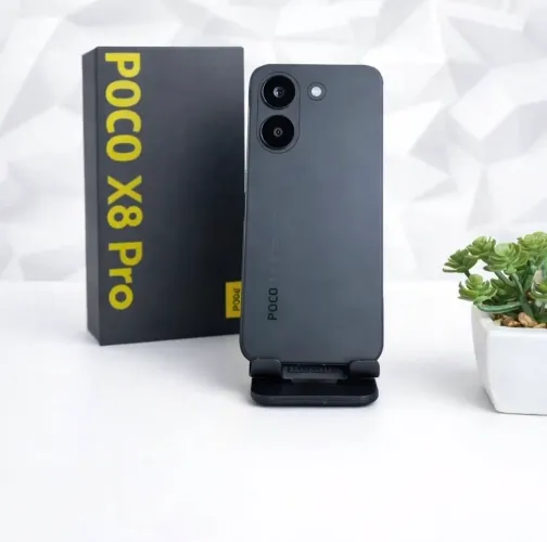 POCO X8 PRO 512 gb 12 RAM LACRADO parc em até 12 vezes 