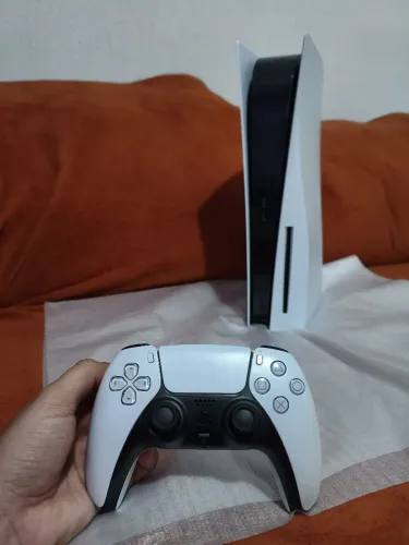 PS5 Mídia Física e Digital, (Playstation 5) + Jogo, Passo Cartão Até 12x, APENAS VENDA!