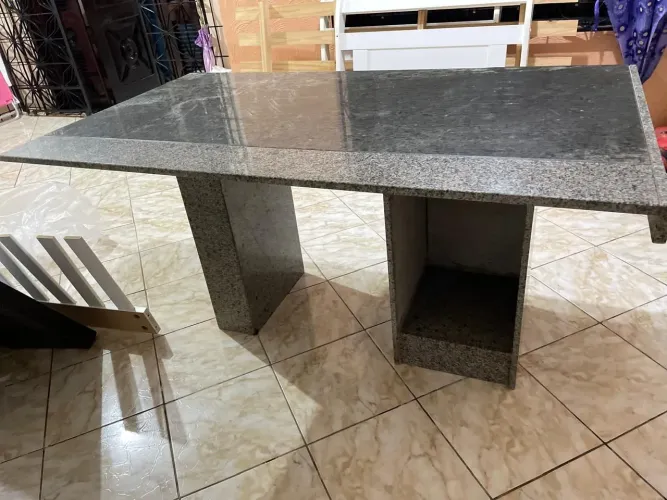 Mesa em granito para escritório