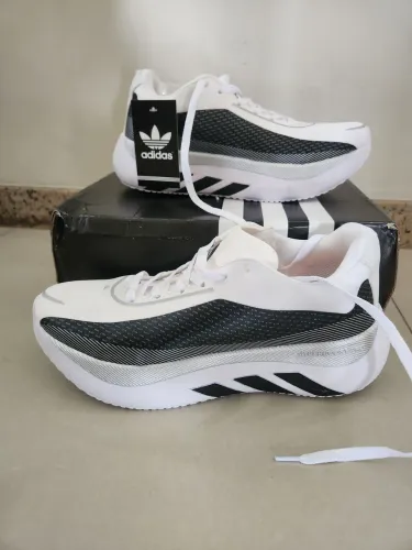 Adidas Hyperboost. Novo!