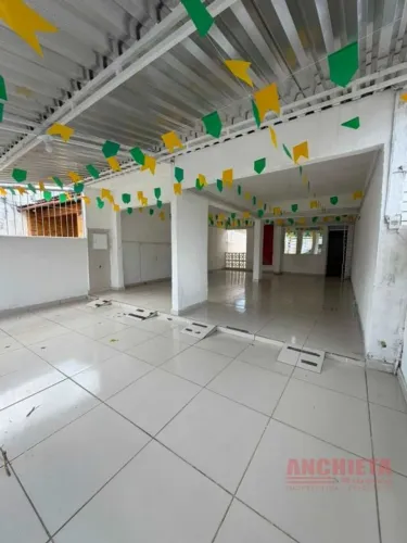 Alugo casa para comércio na Av. Bento da Gama, entre Epitácio e Beira Rio