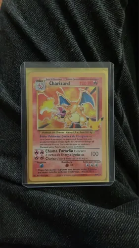 CHARIZARD- CARTA POKÉMON TCG