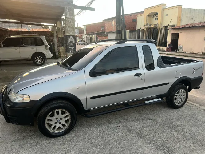 Fiat Strada Adventure 1.8 MPI 8V 103cv CE 2004
