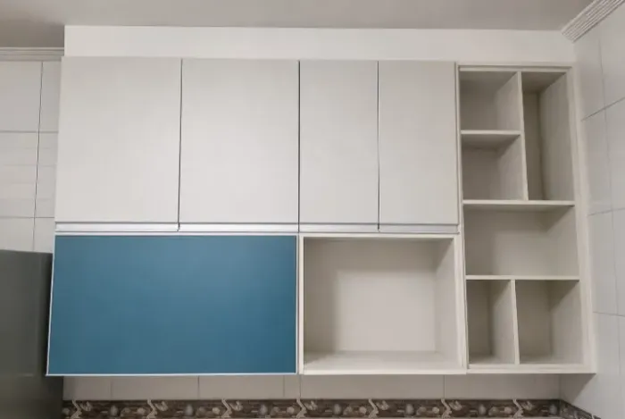 Modulo para cozinha com 5 portas