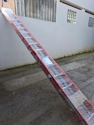 Escada extensiva fibra nova de 8.40 metros