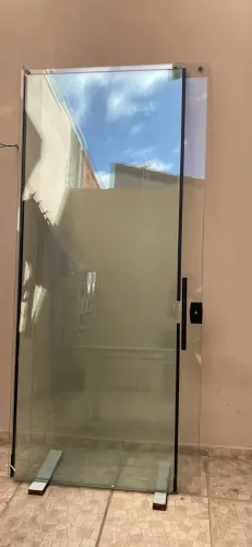 Porta de Vidro de Correr 4 Folhas 3,68m x 2,42m - R$ 2.980 | São José dos Campos