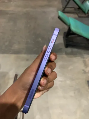 iPhone 12