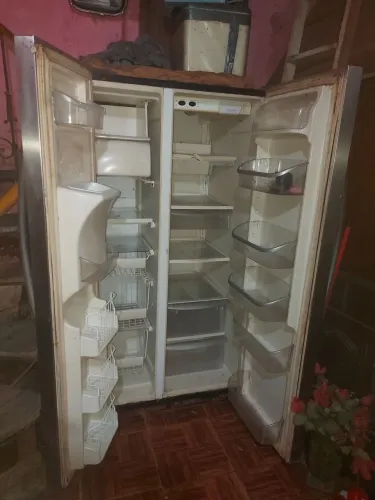 Vendo geladeira 2 portas