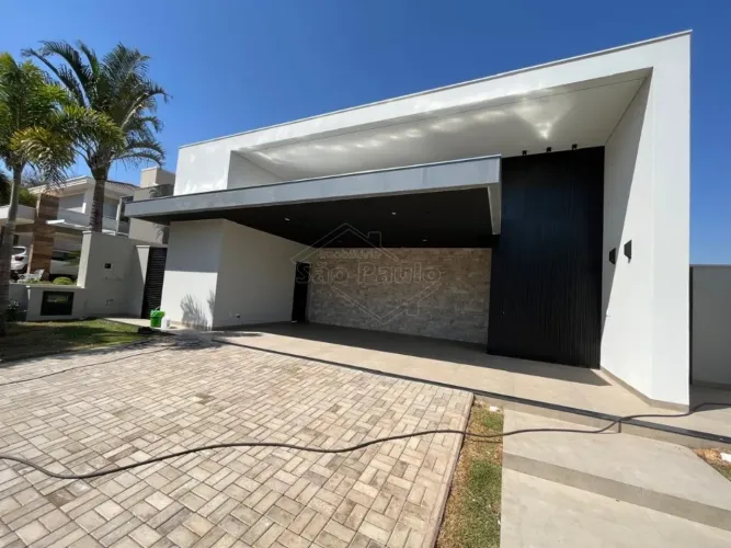 Venda de Casas / Condomínio na cidade de Araraquara