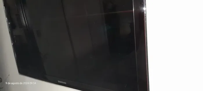 Samsung 42" com listas na tela