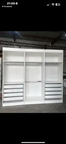 CLOSET CABIDEIRO C/ MALEIRO E 4 GAVETAS + CABIDEIRO DUPLO C/ MALEIRO MDF 