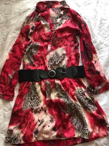Vestidos Animal Print 15 reais cada