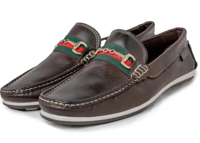 Sapatos Masculinos de Couro