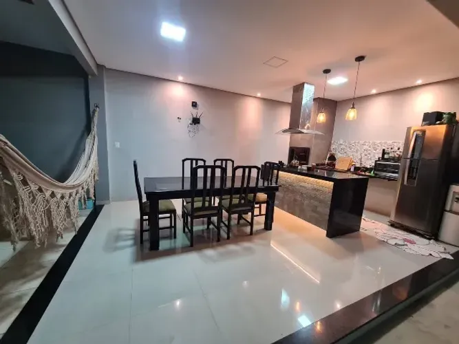 CASA ESQUINA AGENOR DE CARVALHO