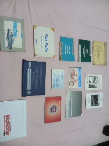 Manuais de carros e motos antigos