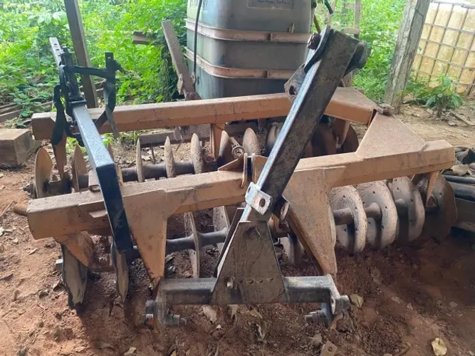 Grade Niveladora 24 discos